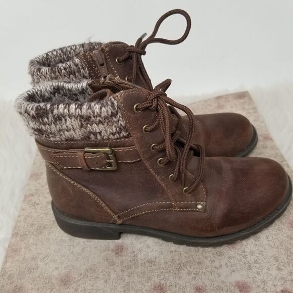 American Eagle Brown Fabric Upper. Size 4. - Picture 3 of 10